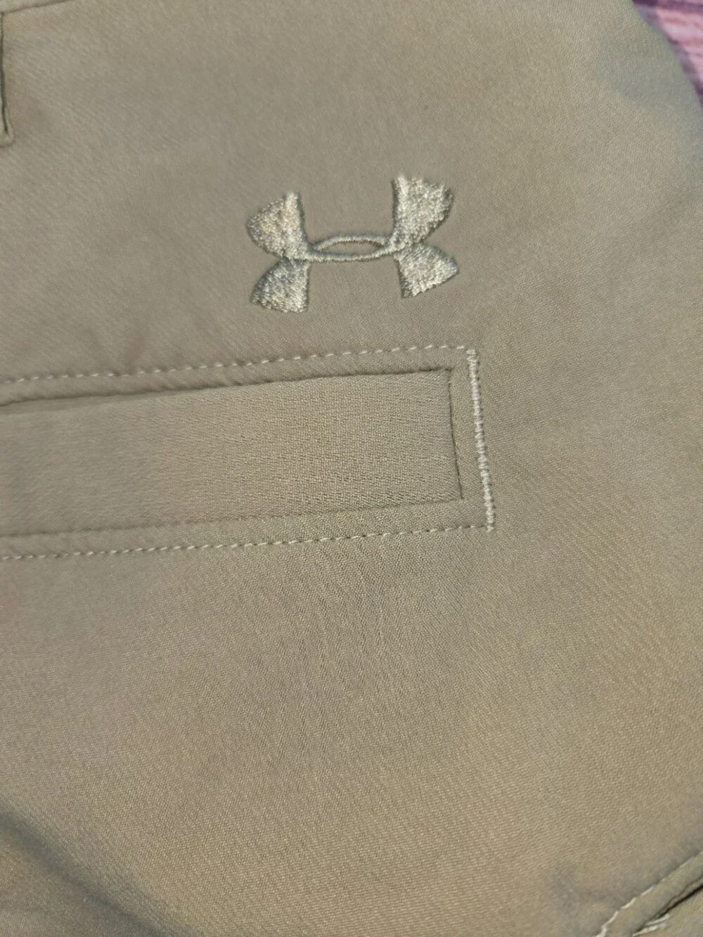 Under Armour Mens Khaki Golf Shorts 40